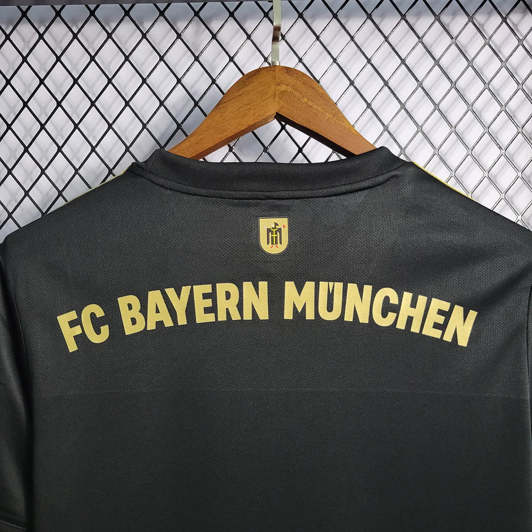 2021/2022 Retro Football Jersey Bayern Munich Away