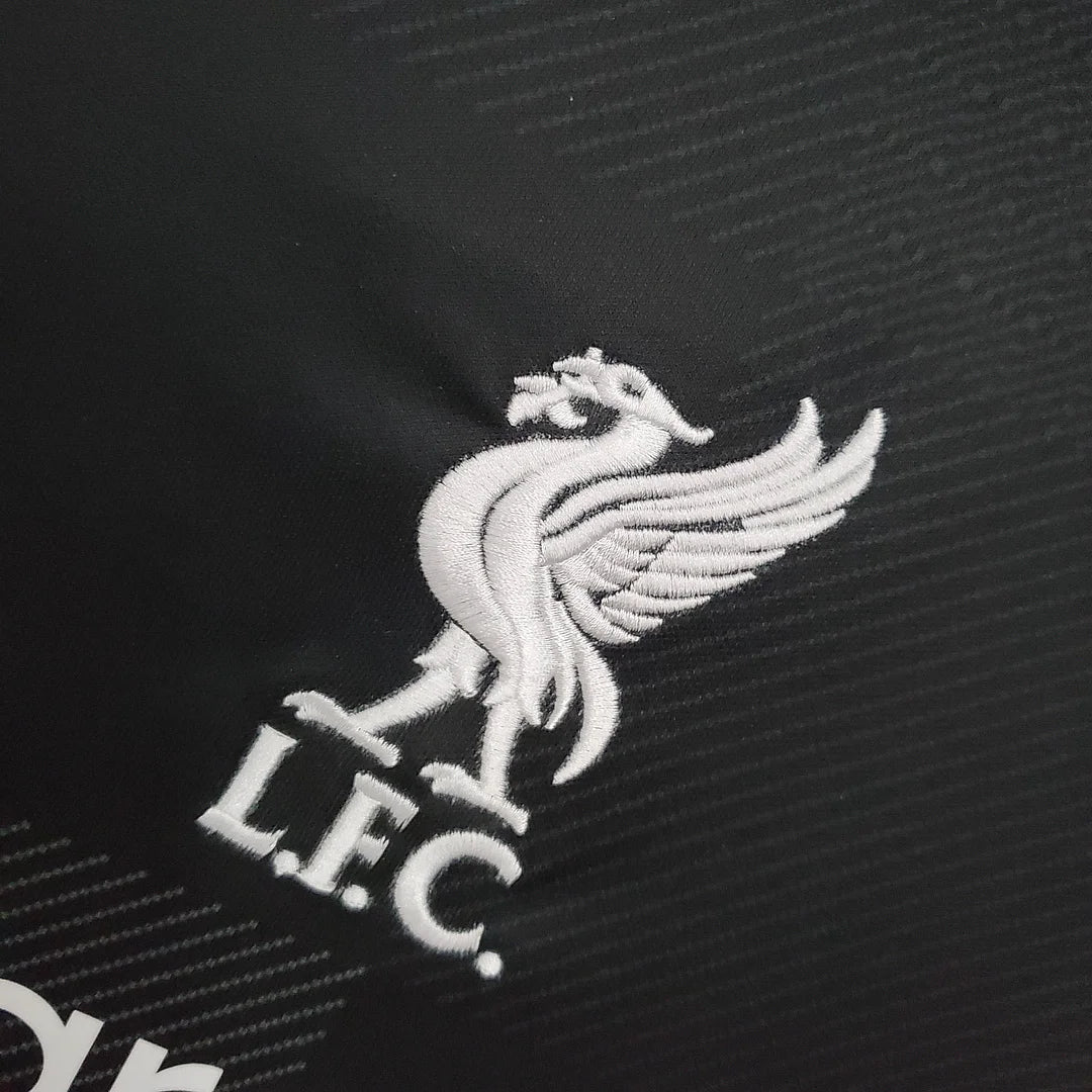 Liverpool Goalkeeper Soccer Jersey Black 2021/2022 Retro