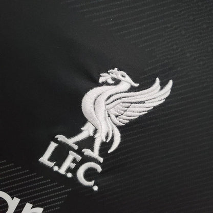Liverpool Goalkeeper Soccer Jersey Black 2021/2022 Retro