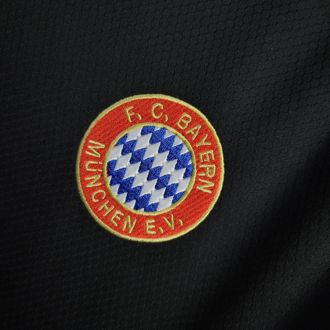 2024/2025 Bayern Munich Goalkeeper Football Jersey