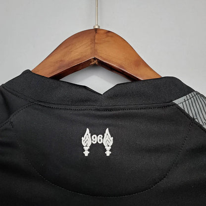Liverpool Goalkeeper Soccer Jersey Black 2021/2022 Retro