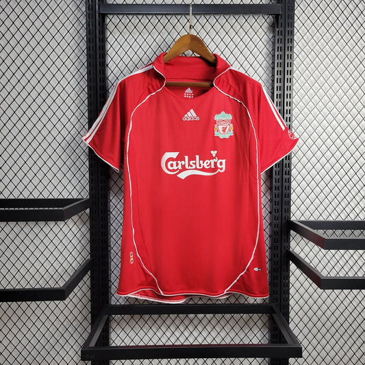 2006/2007 Retro Liverpool Football Shirt Home