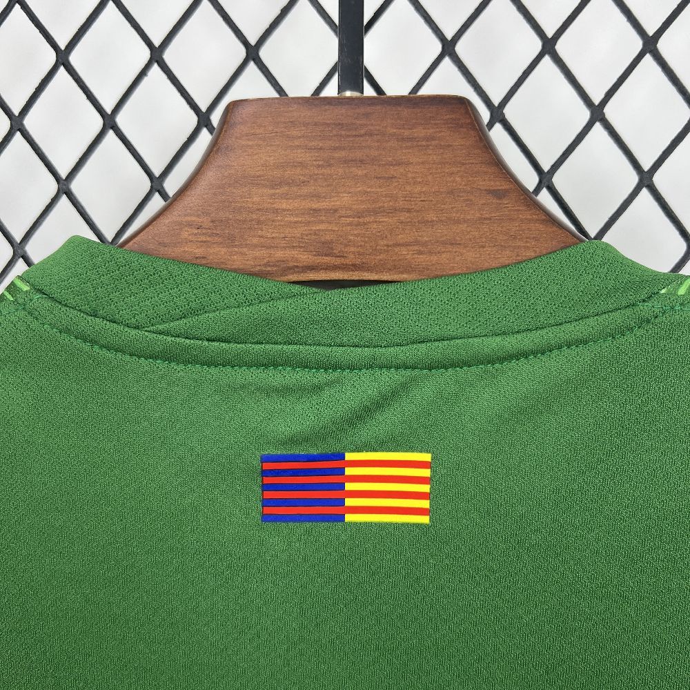 2025/2026 Kids Size Barcelona Green Goalkeeper Football Kit