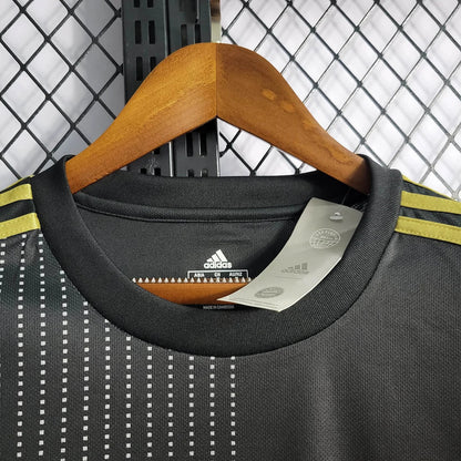 2021/2022 Retro Football Jersey Bayern Munich Away
