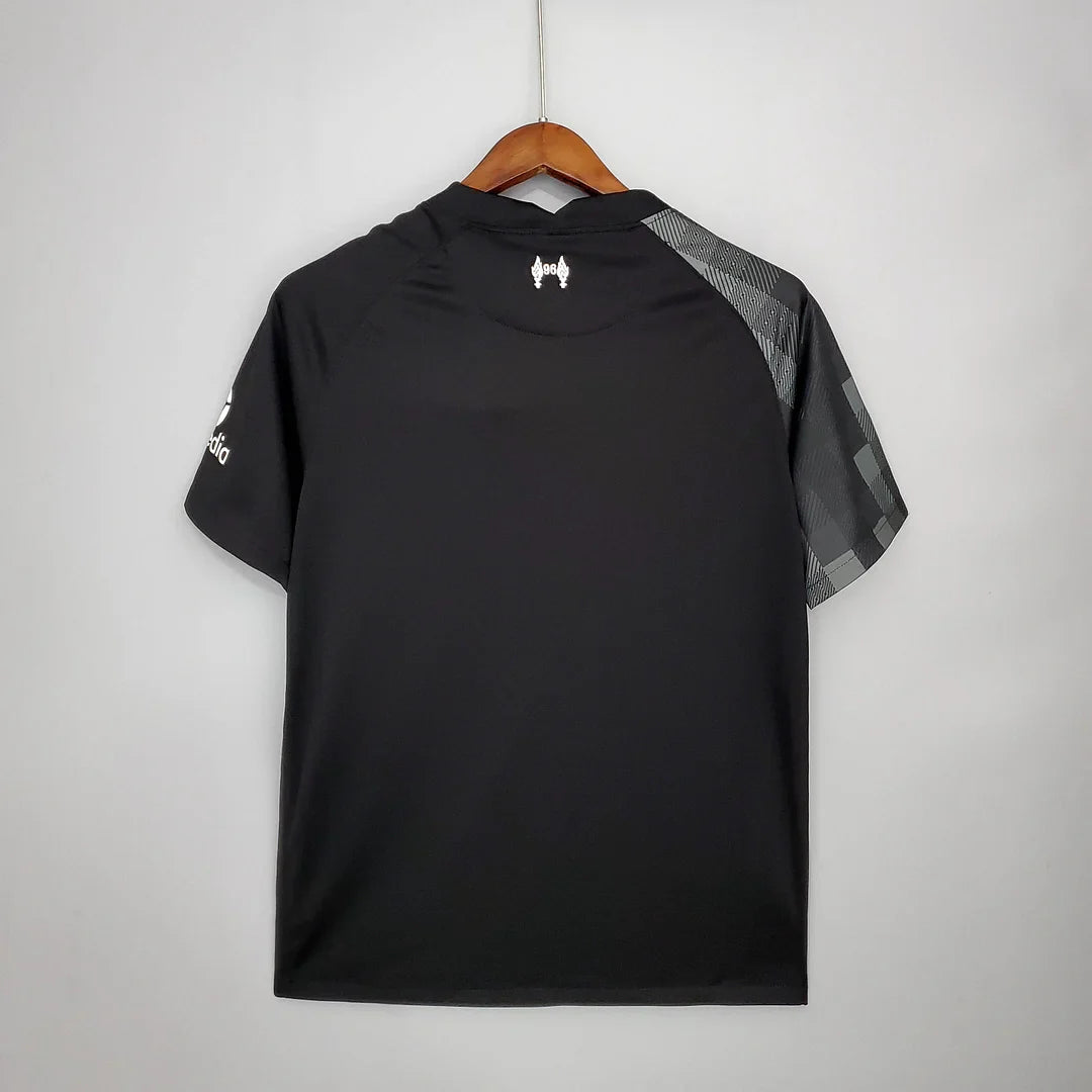 Liverpool Goalkeeper Soccer Jersey Black 2021/2022 Retro