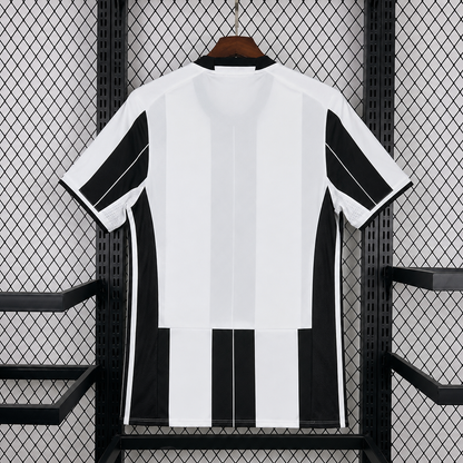2016/2017 Retro Juventus Home Football Jersey