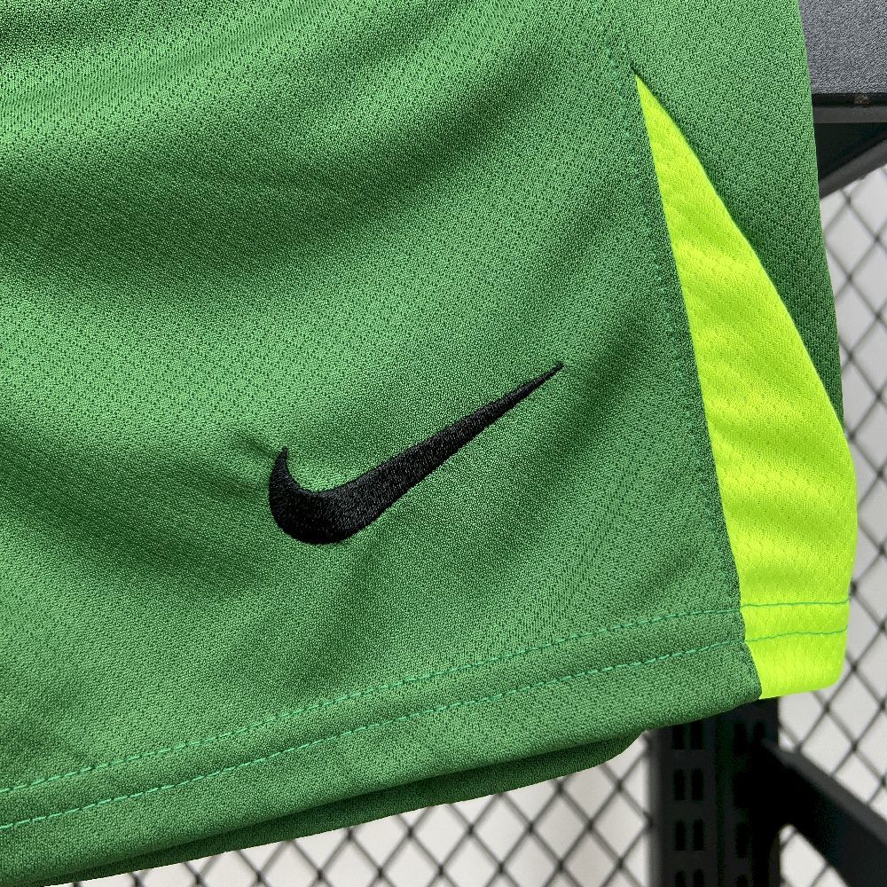 2025/2026 Kids Size Barcelona Green Goalkeeper Football Kit